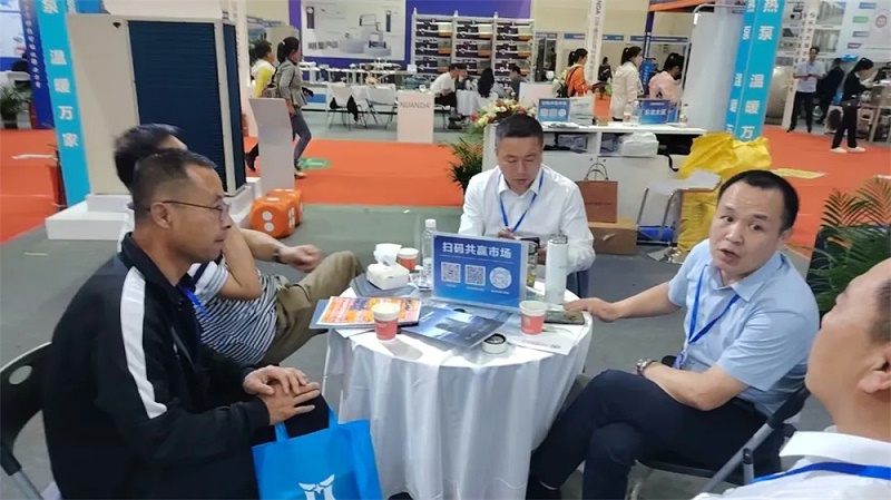 春光外围买球携“欧标热泵”全明星阵容，亮相内蒙古清洁供暖展！